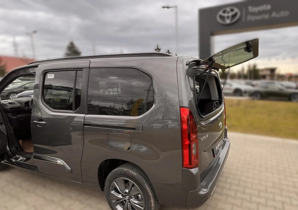 Toyota Proace City Verso cena 165612 przebieg: 7, rok produkcji 2023 z Jedwabne małe 56